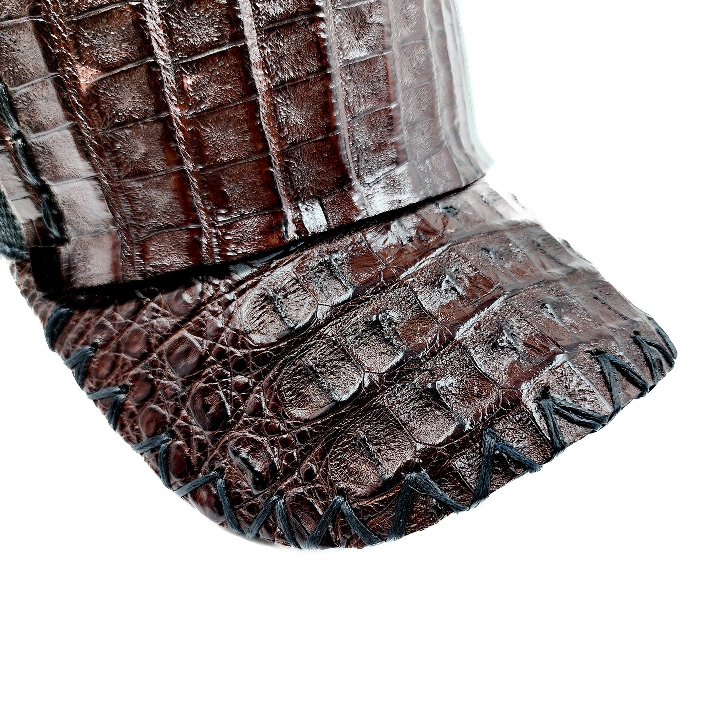 Corona: Gorra Piel de Cocodrilo. Café