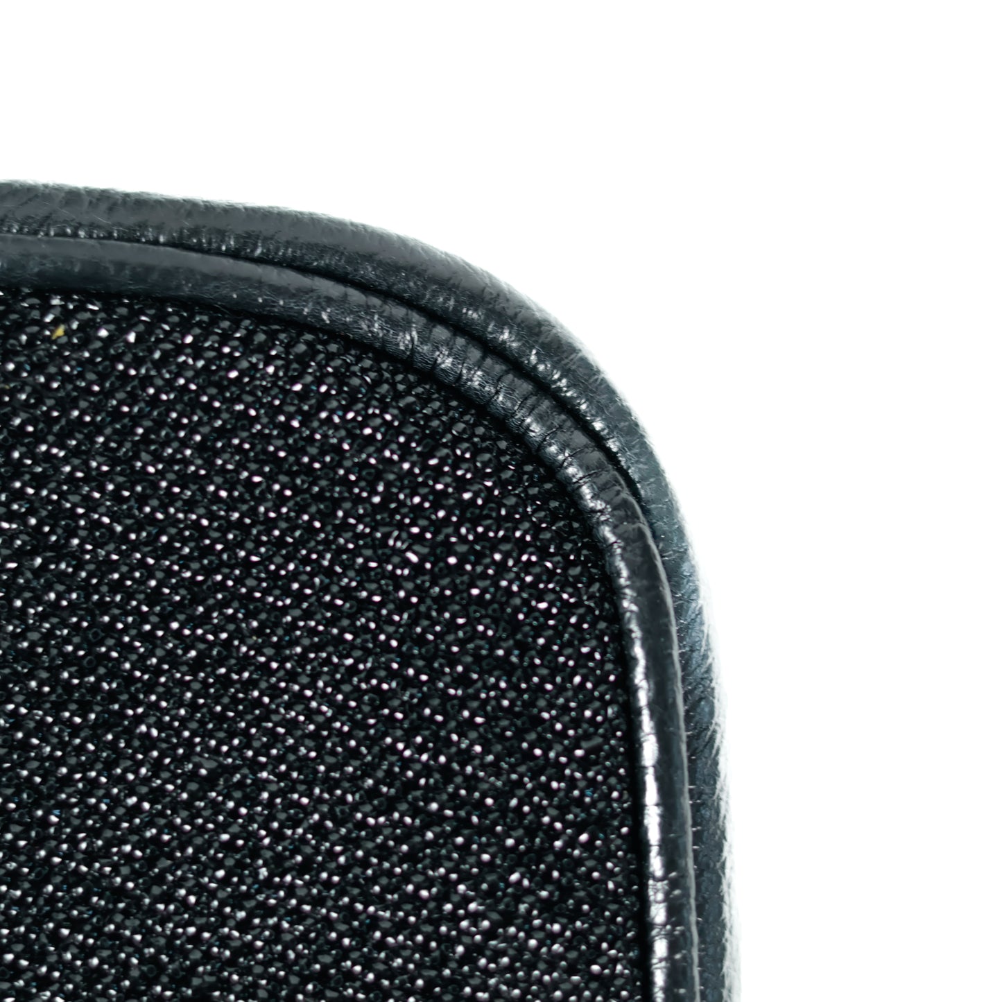 XL Coliseum: King Manta Ray. Shoulder strap