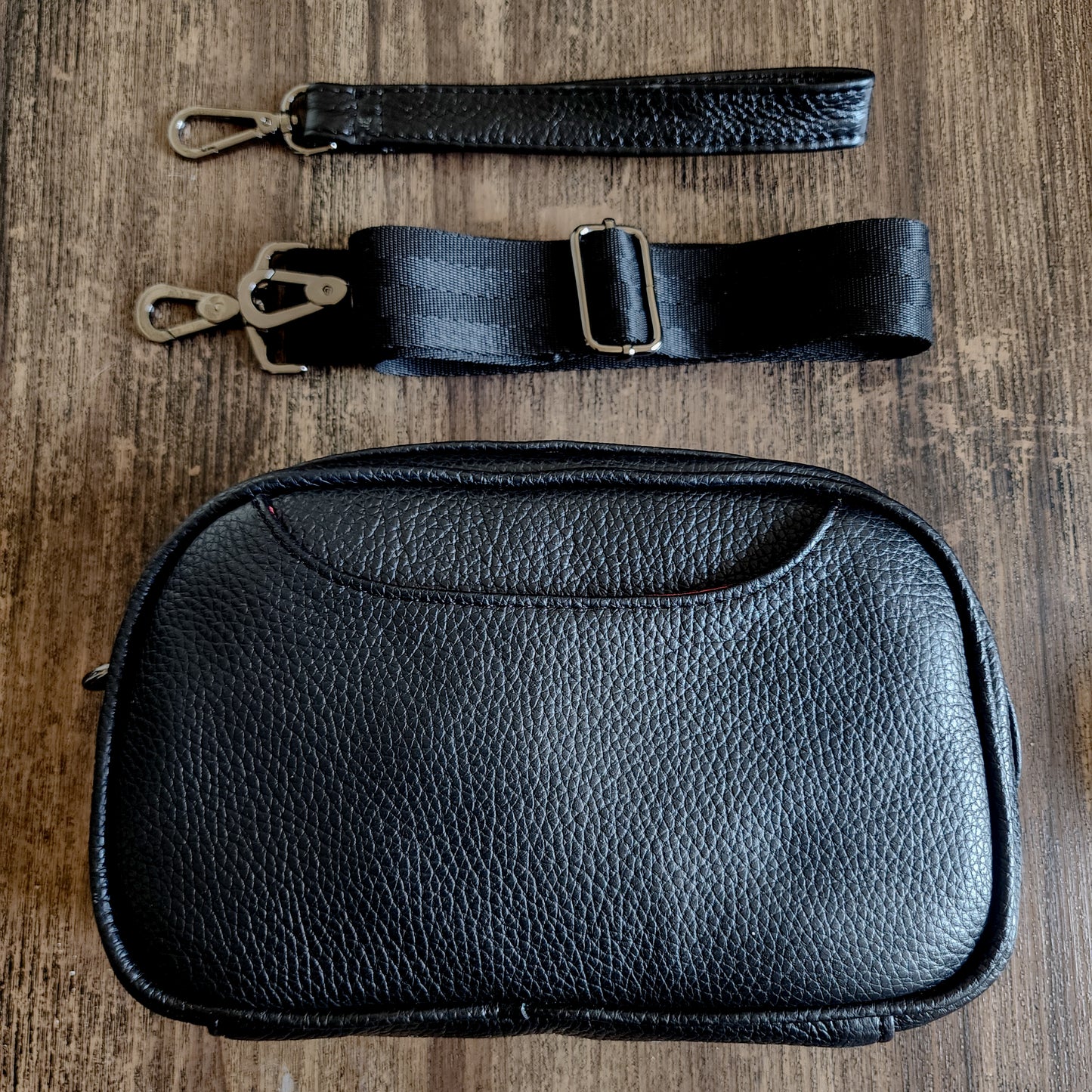 Double view. CrossBody Black