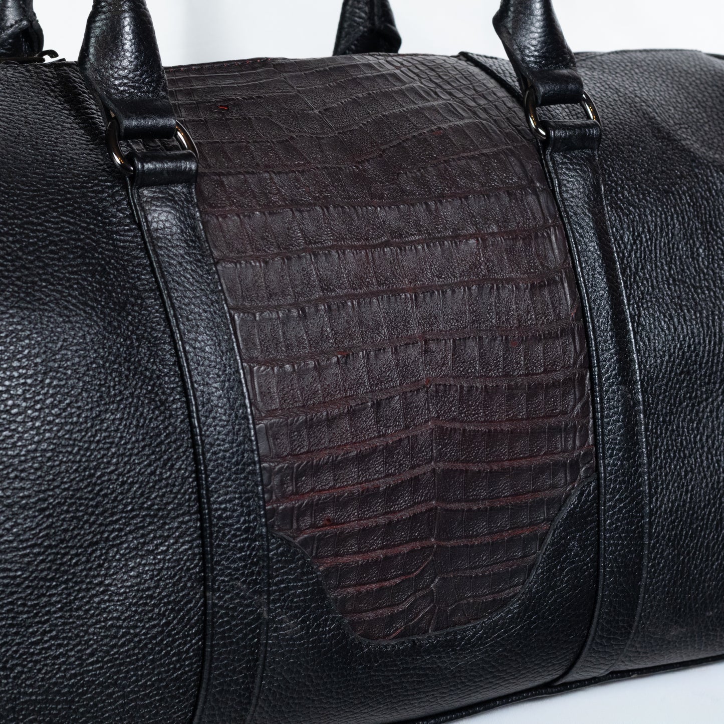 Empire: Manta Ray Suitcase